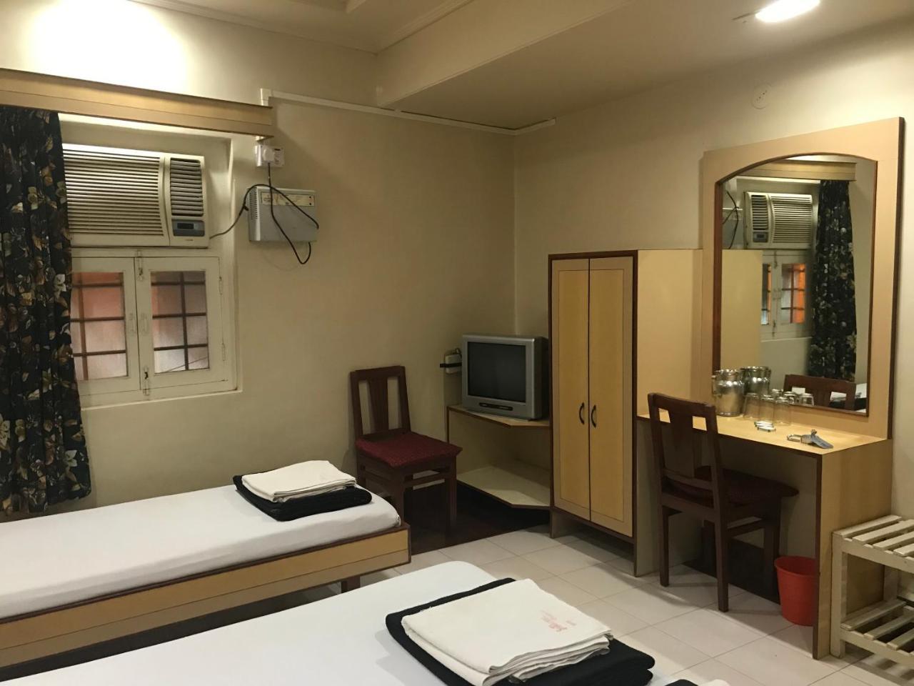 Hotel Satkar Cafeteria Belgaum Exterior foto